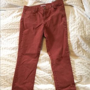 LOFT Modern Skinny Jean, soft brick red. Size 4/27